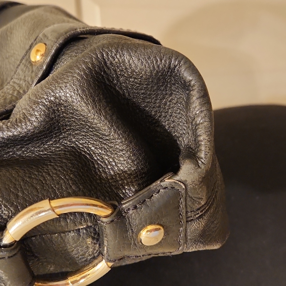 Michael Michael Kors, Black & Gold Satchel Purse - Picture 10 of 16